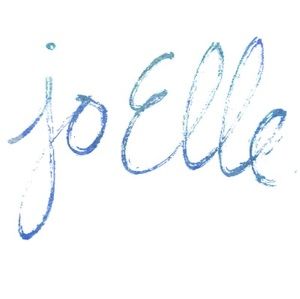 Meet your Posher, Joelle